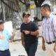 El alcalde Alejandr Char inspecciona las obras de tapa huecos